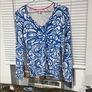 Lilly Pulitzer Blue and White Floral Long Sleeve Top